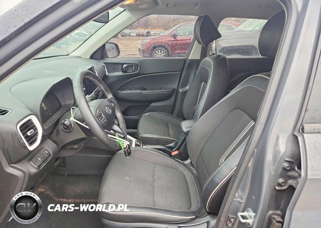 2024 Hyundai Venue Limited VIN:KMHRC8A36RU312640 - 7