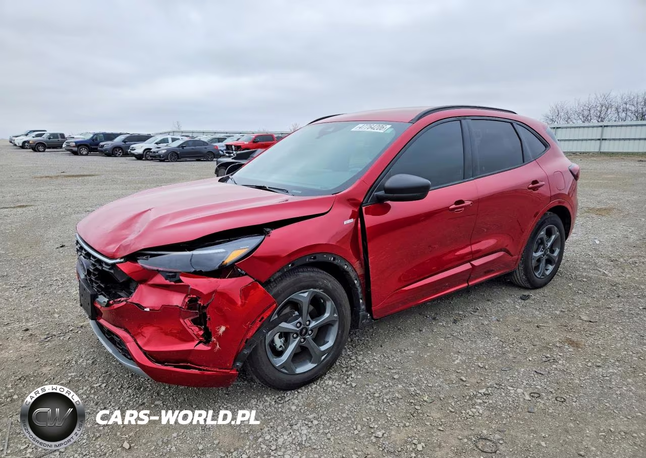 2023 Ford Escape St Line