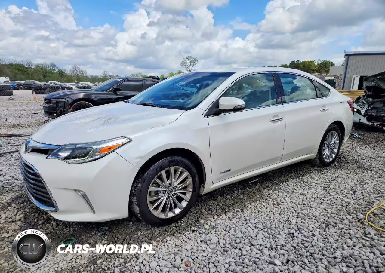 2018 Toyota Avalon Hybrid Limited
