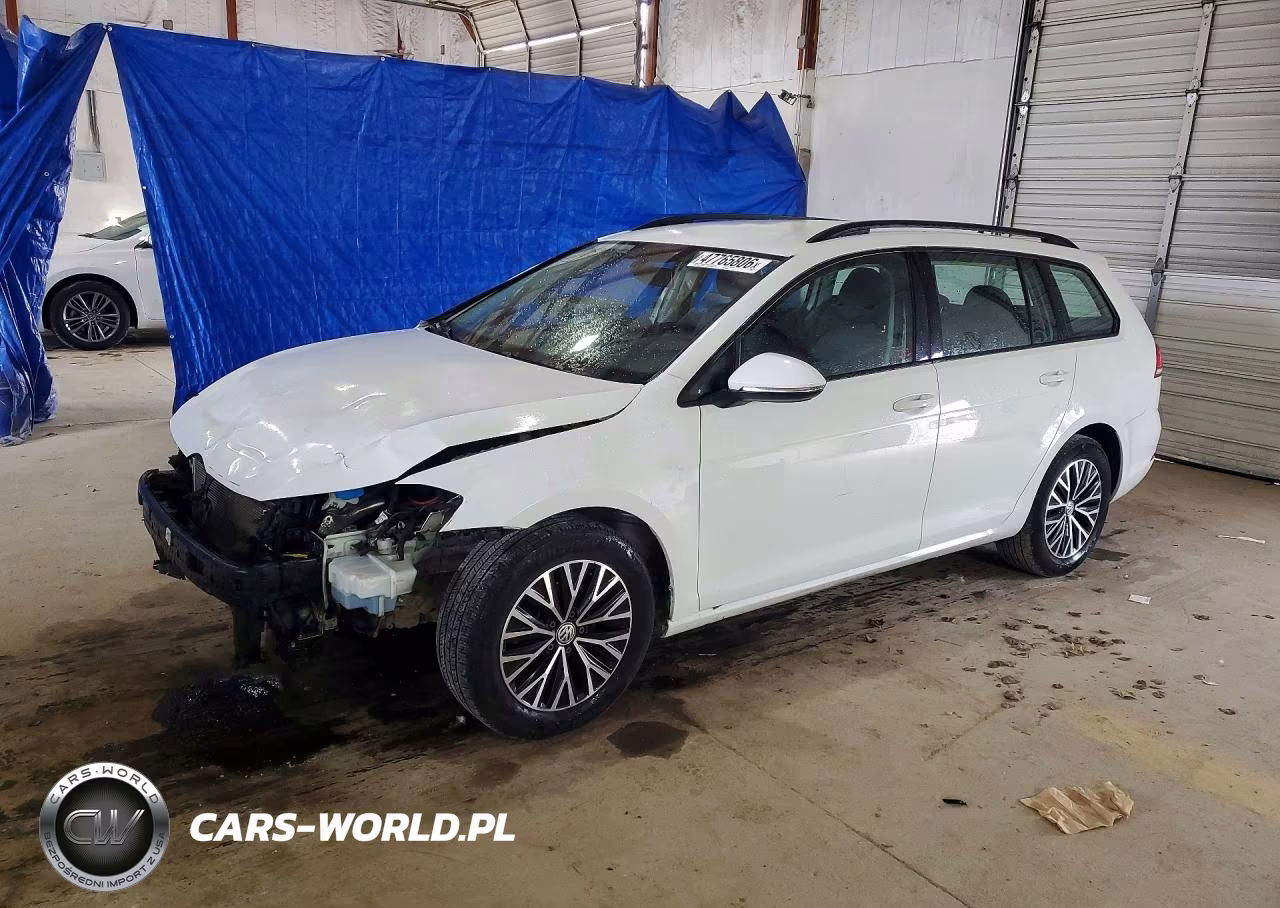 2019 Volkswagen Golf Sportwagen S