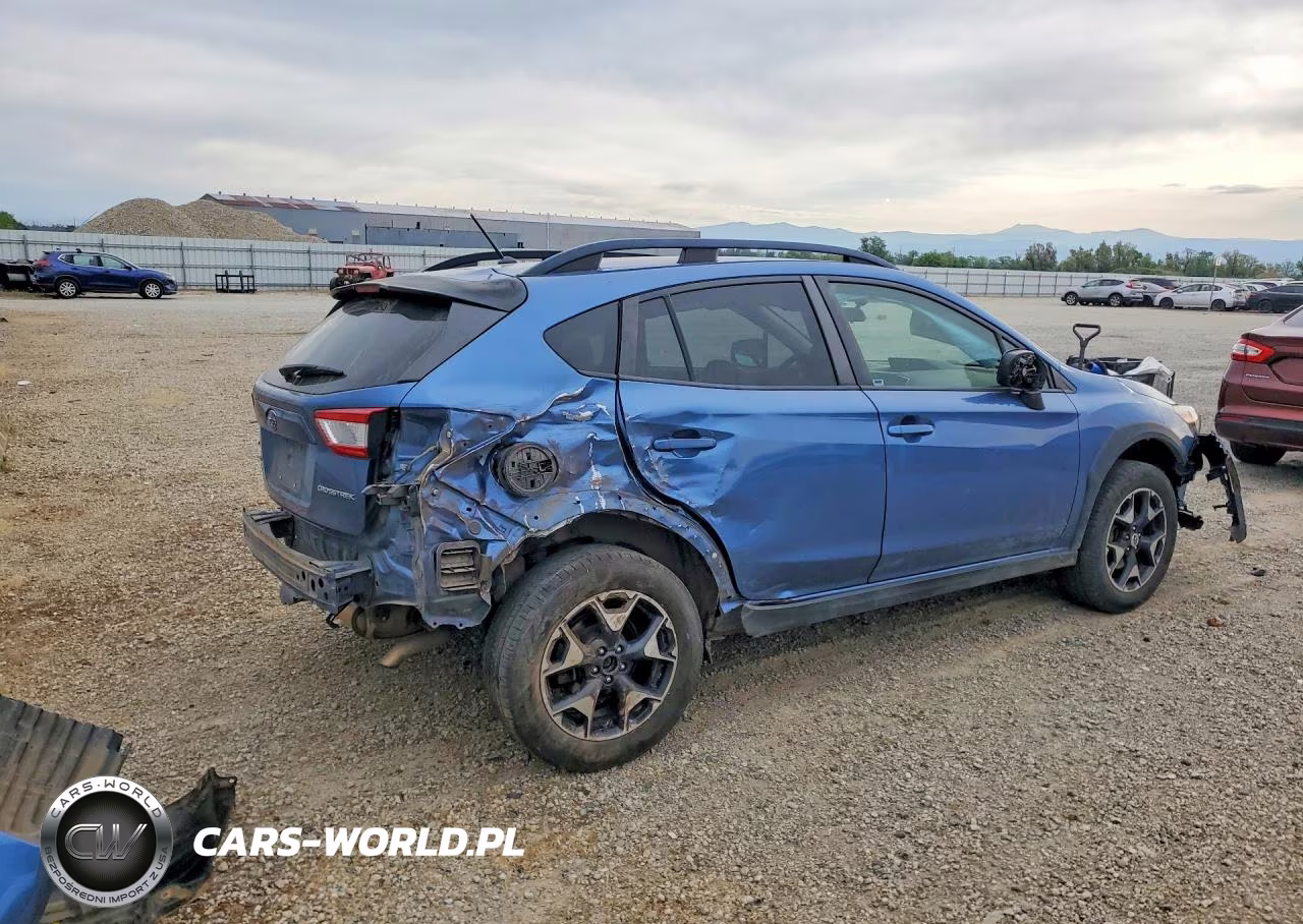 2018 Subaru Crosstrek Sport VIN:JF2GTAAC0J9307395 - 3