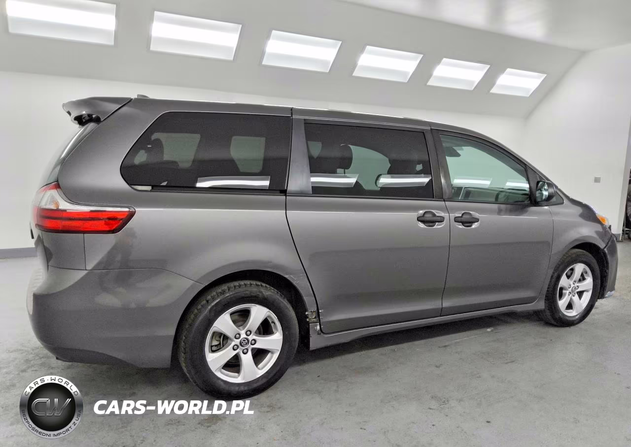 2020 Toyota Sienna L 7-Passenger VIN:5TDZZ3DC0LS042477 - 3