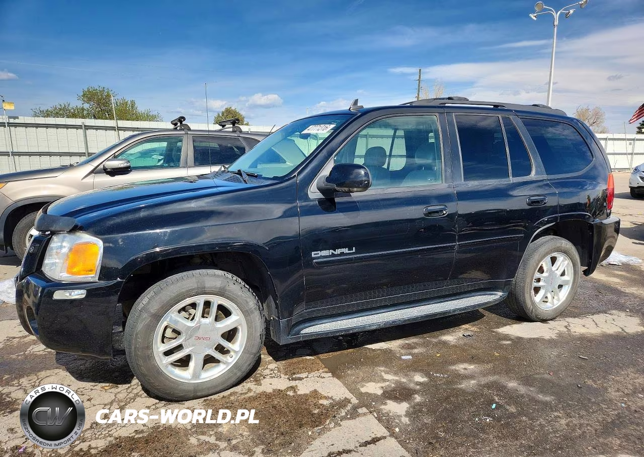 2007 GMC Envoy Denali