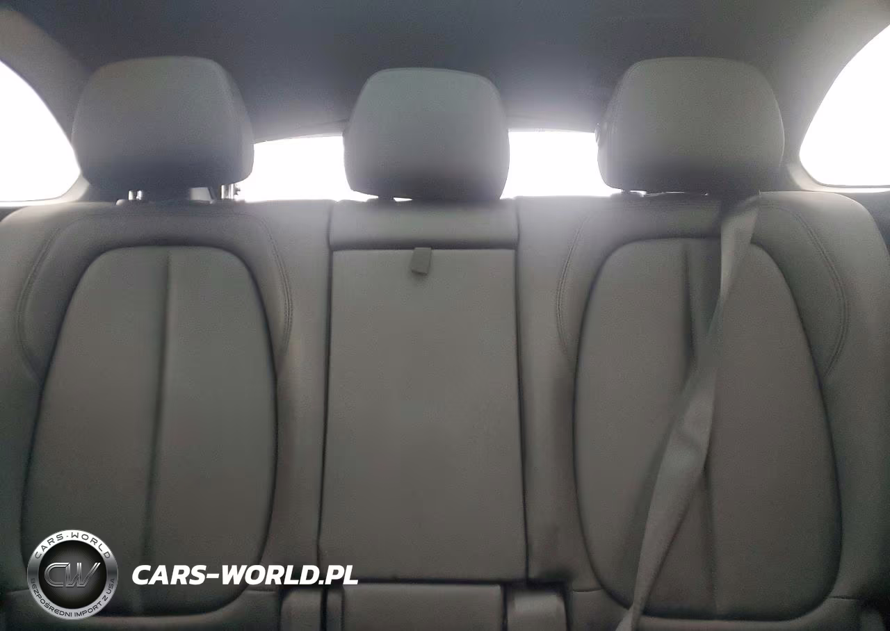 2020 BMW X1 xDrive28I VIN:WBXJG9C09L5R45796 - 10