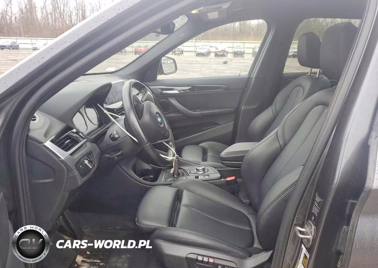 2020 BMW X1 xDrive28I VIN:WBXJG9C09L5R45796 - 7