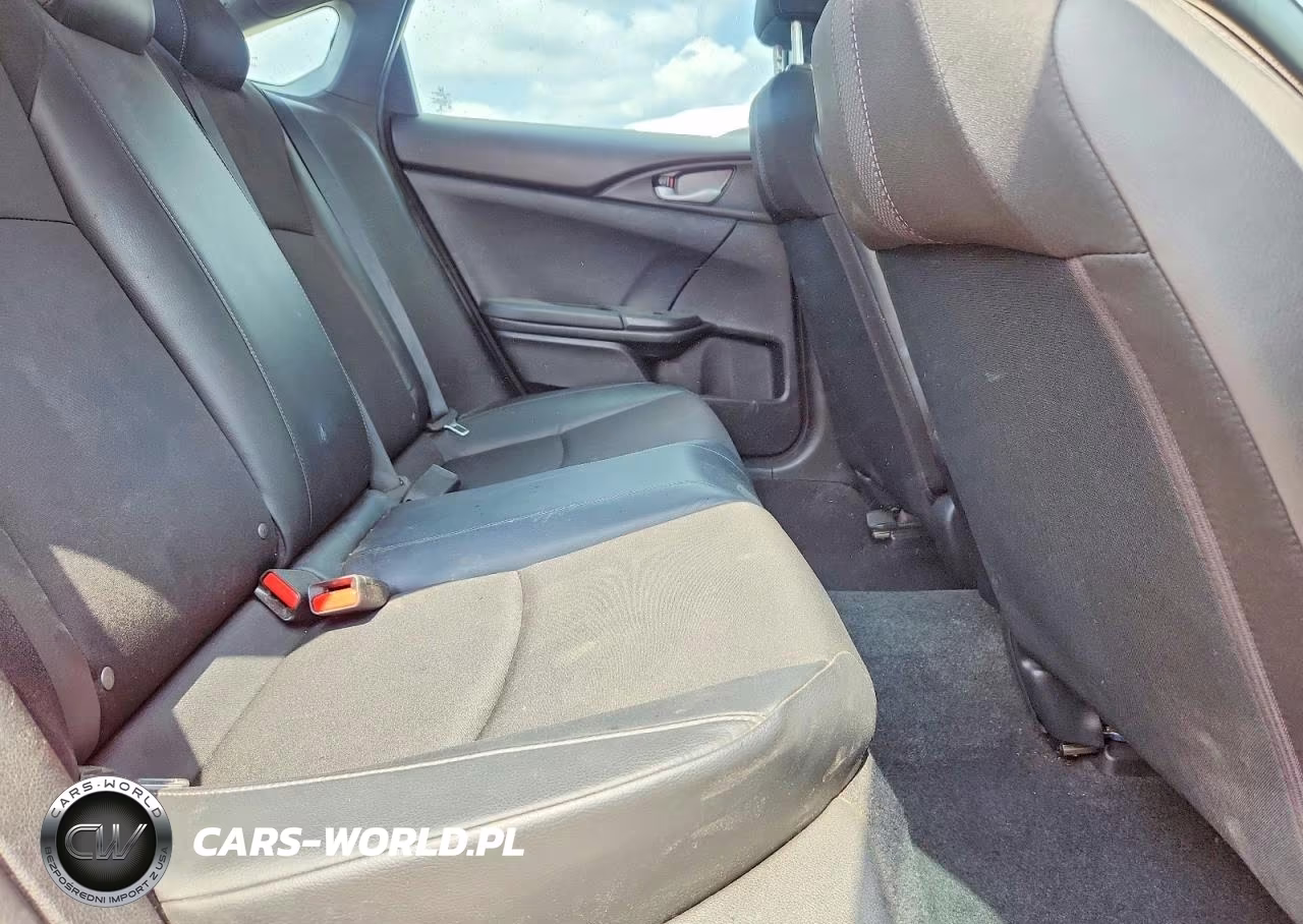 2019 Honda Civic Sport VIN:2HGFC2F80KH592123 - 10