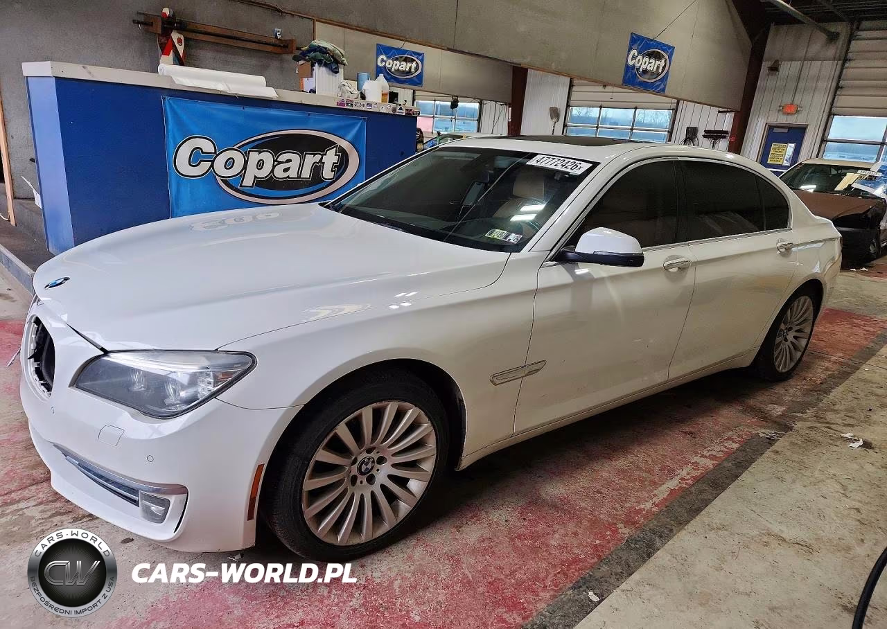 2013 BMW 740 Li