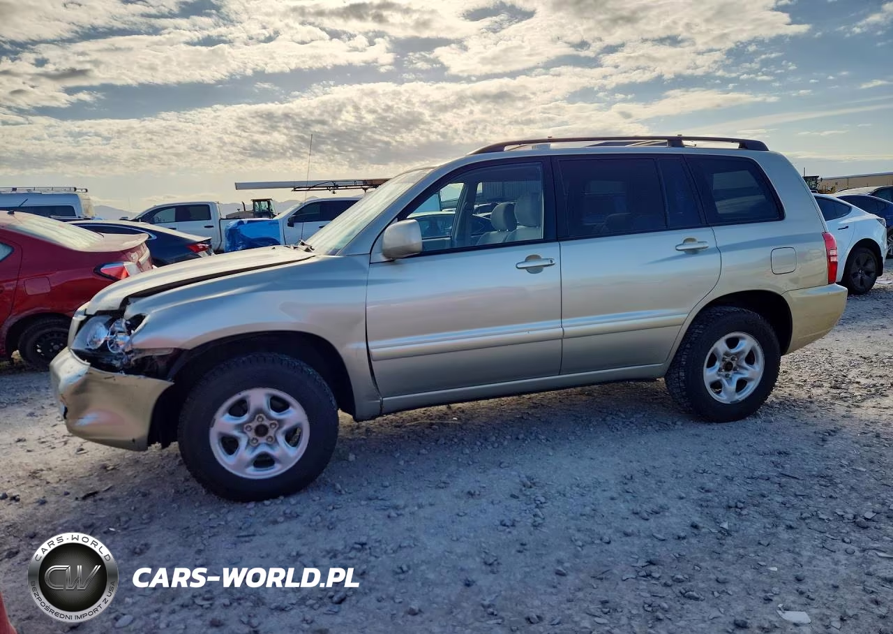 2001 Toyota Highlander Base