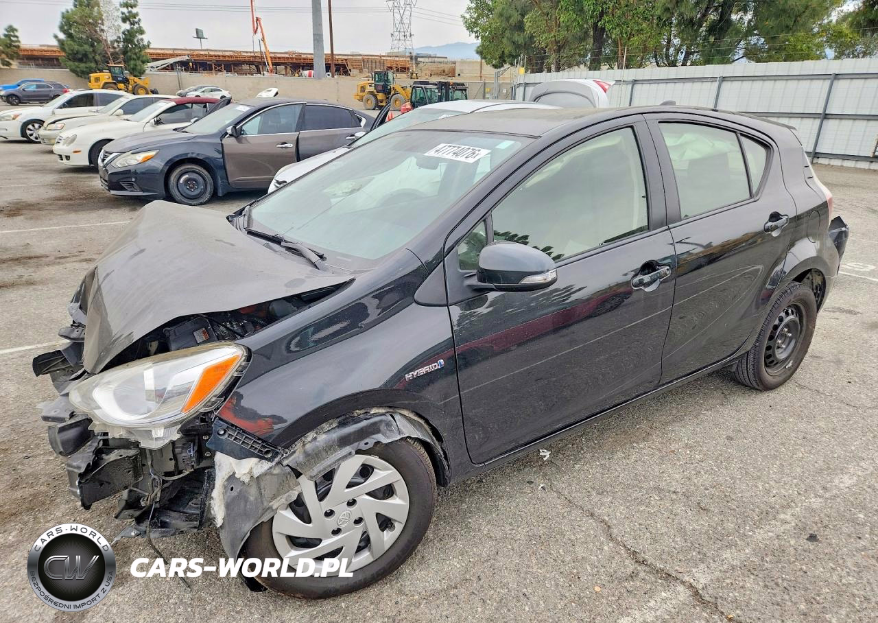 2015 Toyota Prius C Two