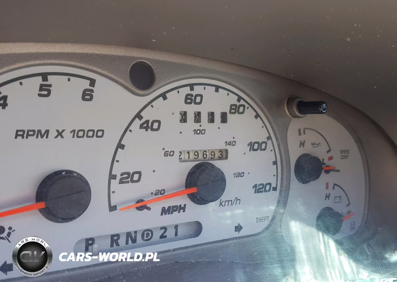 2001 Ford Explorer Sport VIN:1FMYU60E11UC24955 - 8