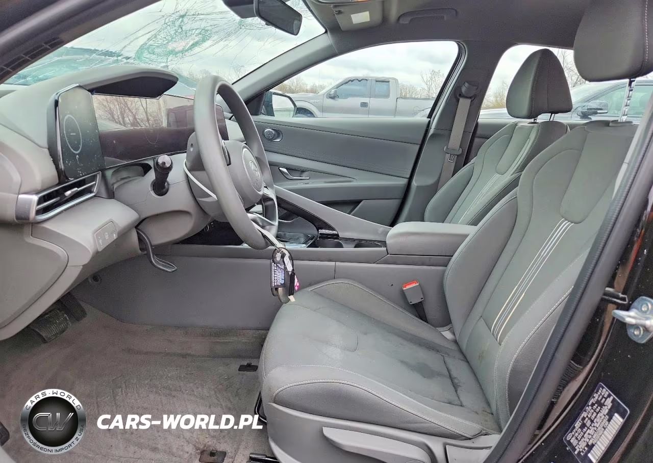 2024 Hyundai Elantra Hybrid Blue VIN:KMHLM4DJ2RU094623 - 7
