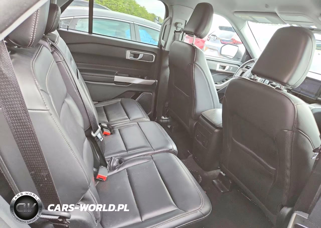 2023 Ford Explorer Xlt VIN:1FMSK8DH6PGA84940 - 10