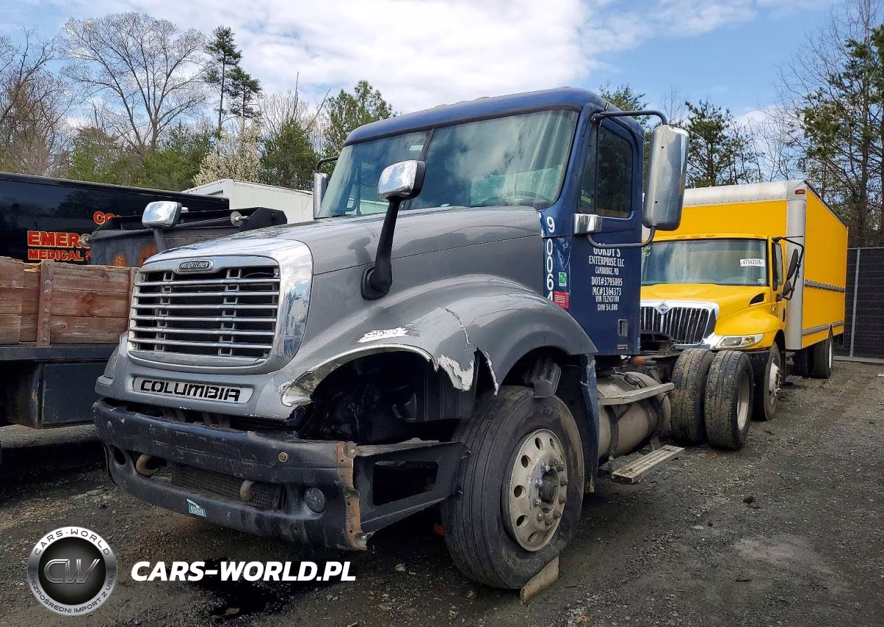 2007 Freightliner Columbia 120 Semi Truck VIN:1FUBA5CKX7LZ43188 - 2