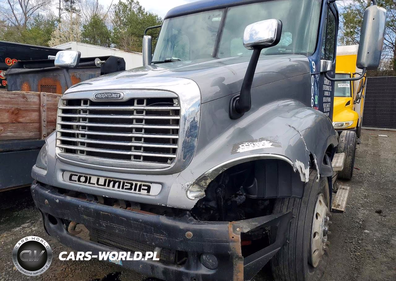 2007 Freightliner Columbia 120 Semi Truck VIN:1FUBA5CKX7LZ43188 - 7