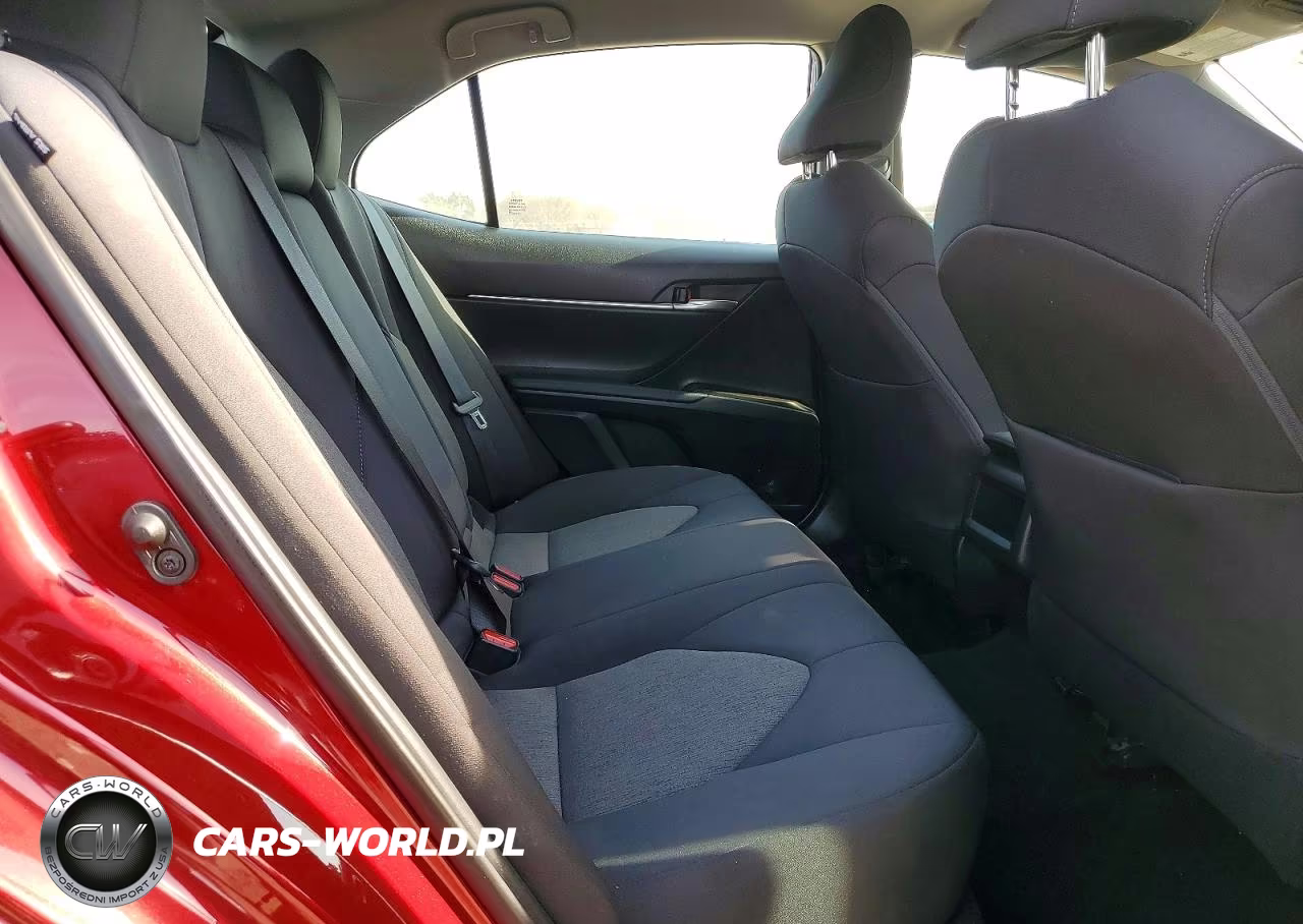 2021 Toyota Camry Le VIN:4T1C11AK2MU459167 - 10