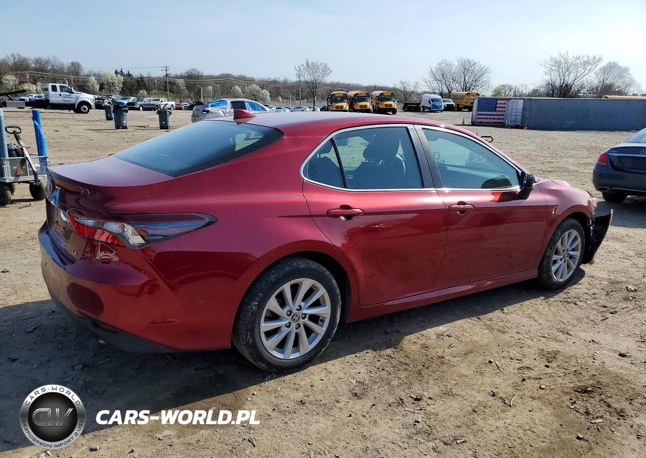 2021 Toyota Camry Le VIN:4T1C11AK2MU459167 - 3