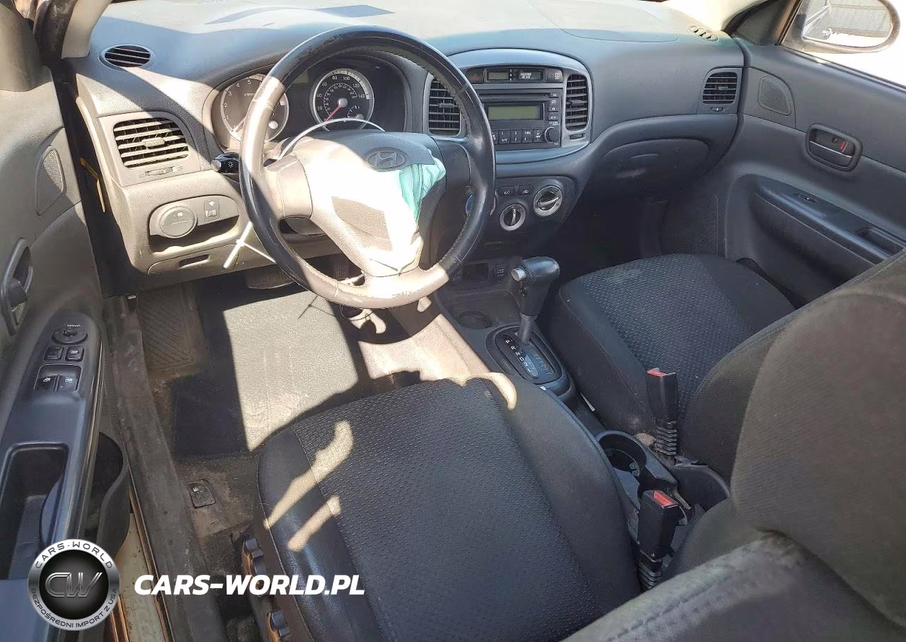 2008 Hyundai Accent Se VIN:KMHCN36C98U063664 - 8