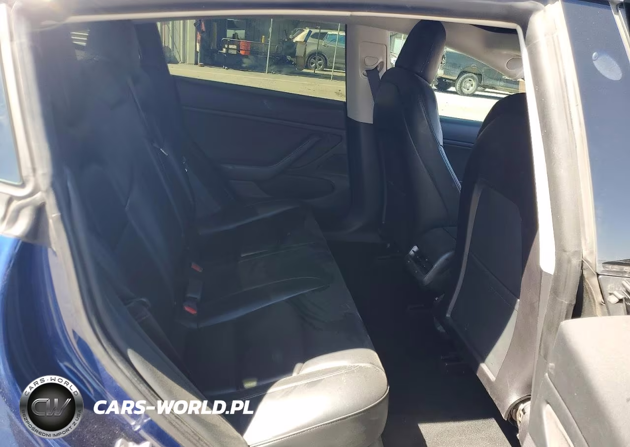 2019 Tesla Model 3 VIN:5YJ3E1EA1KF402247 - 10