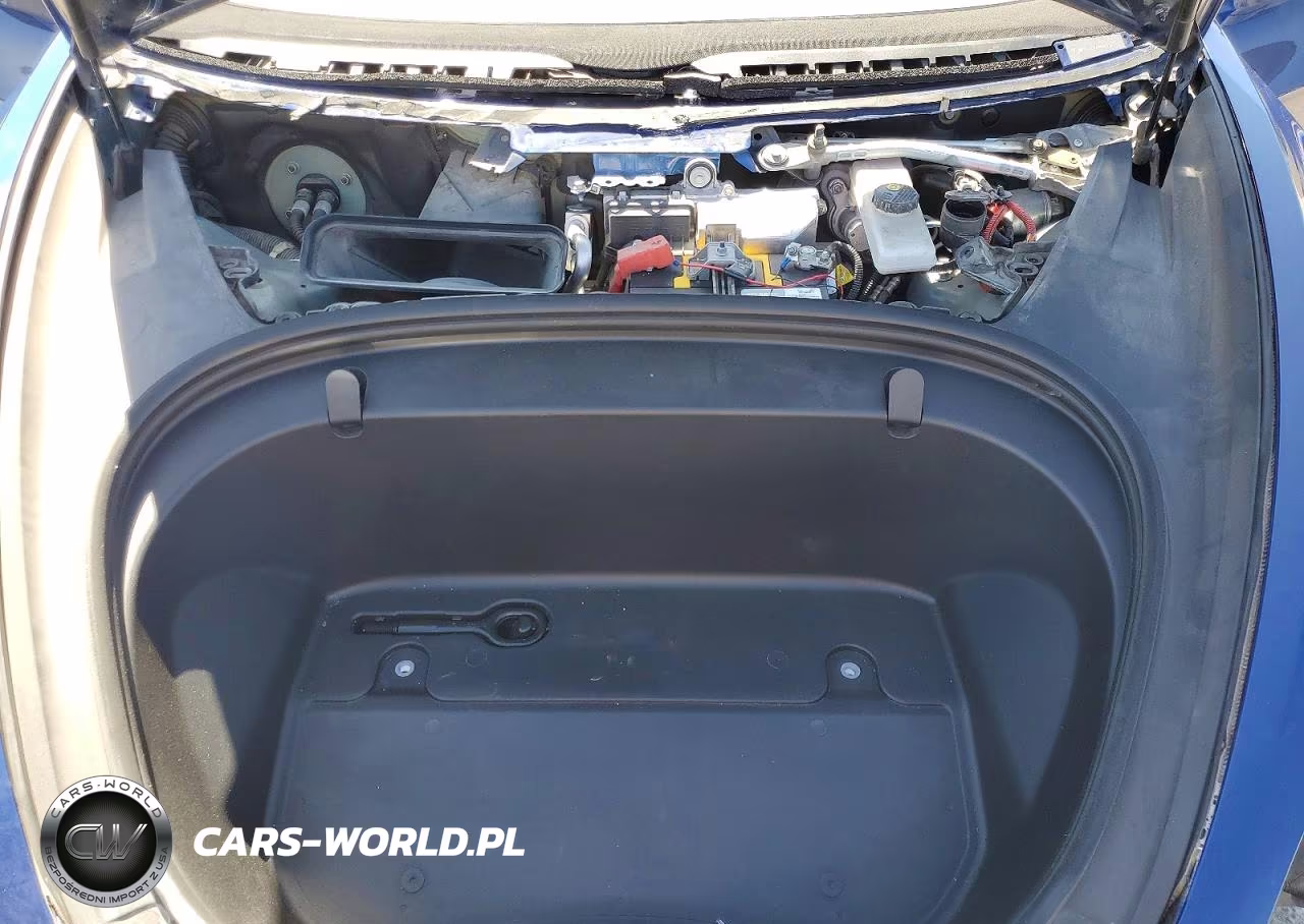 2019 Tesla Model 3 VIN:5YJ3E1EA1KF402247 - 11