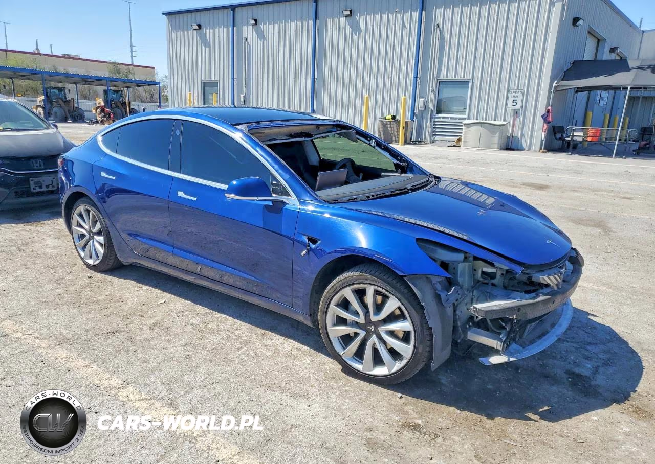 2019 Tesla Model 3 VIN:5YJ3E1EA1KF402247 - 4
