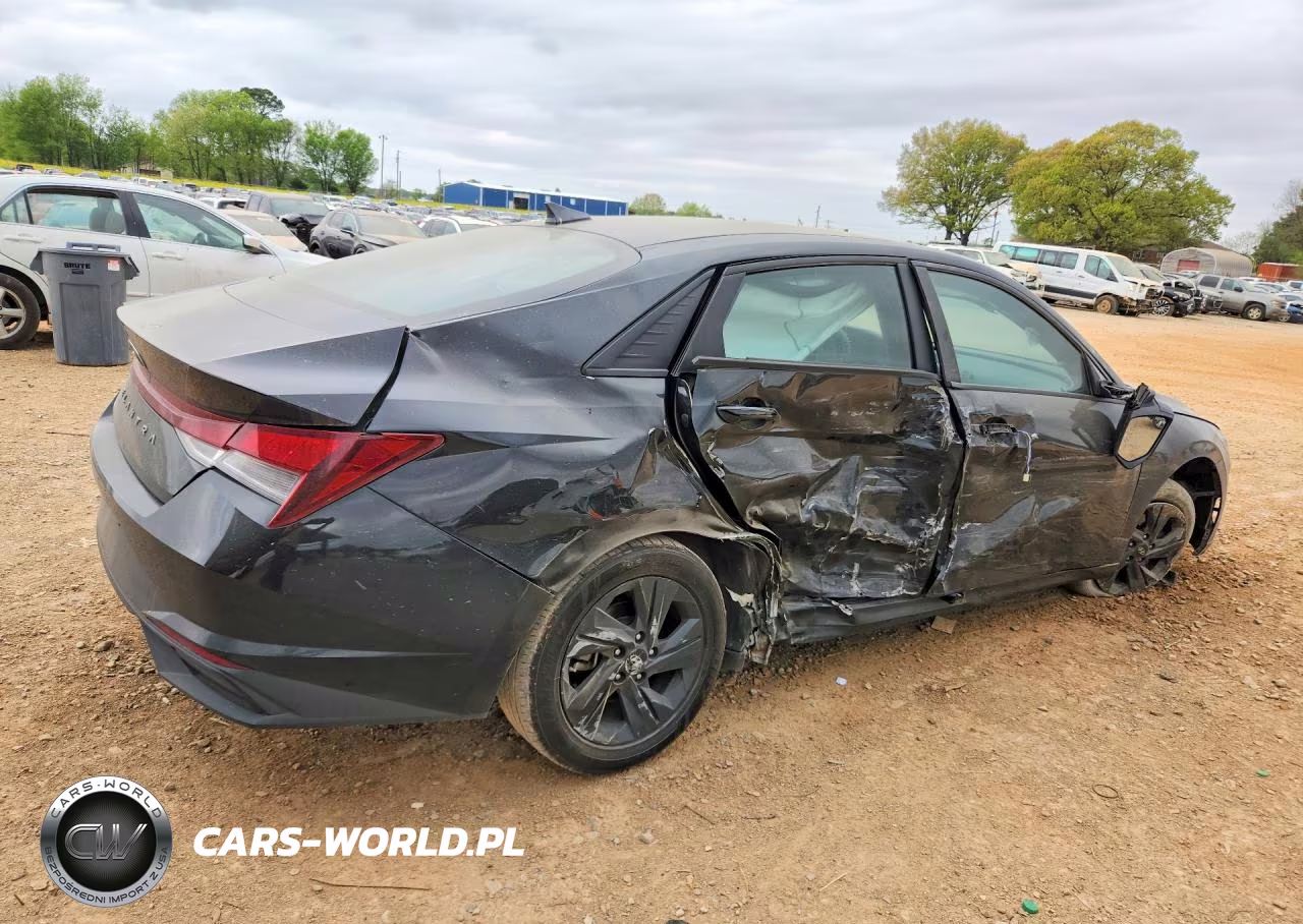 2023 Hyundai Elantra Sel VIN:KMHLM4AG8PU526279 - 3