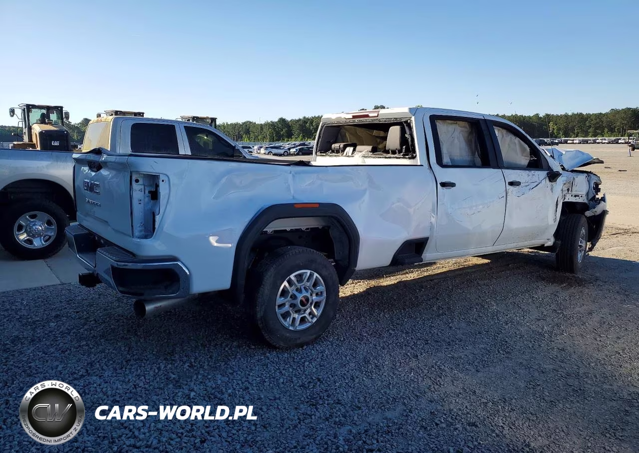 2026 GMC Sierra K2500 Heavy Duty VIN:1GT4ULEY7TF207735 - 3