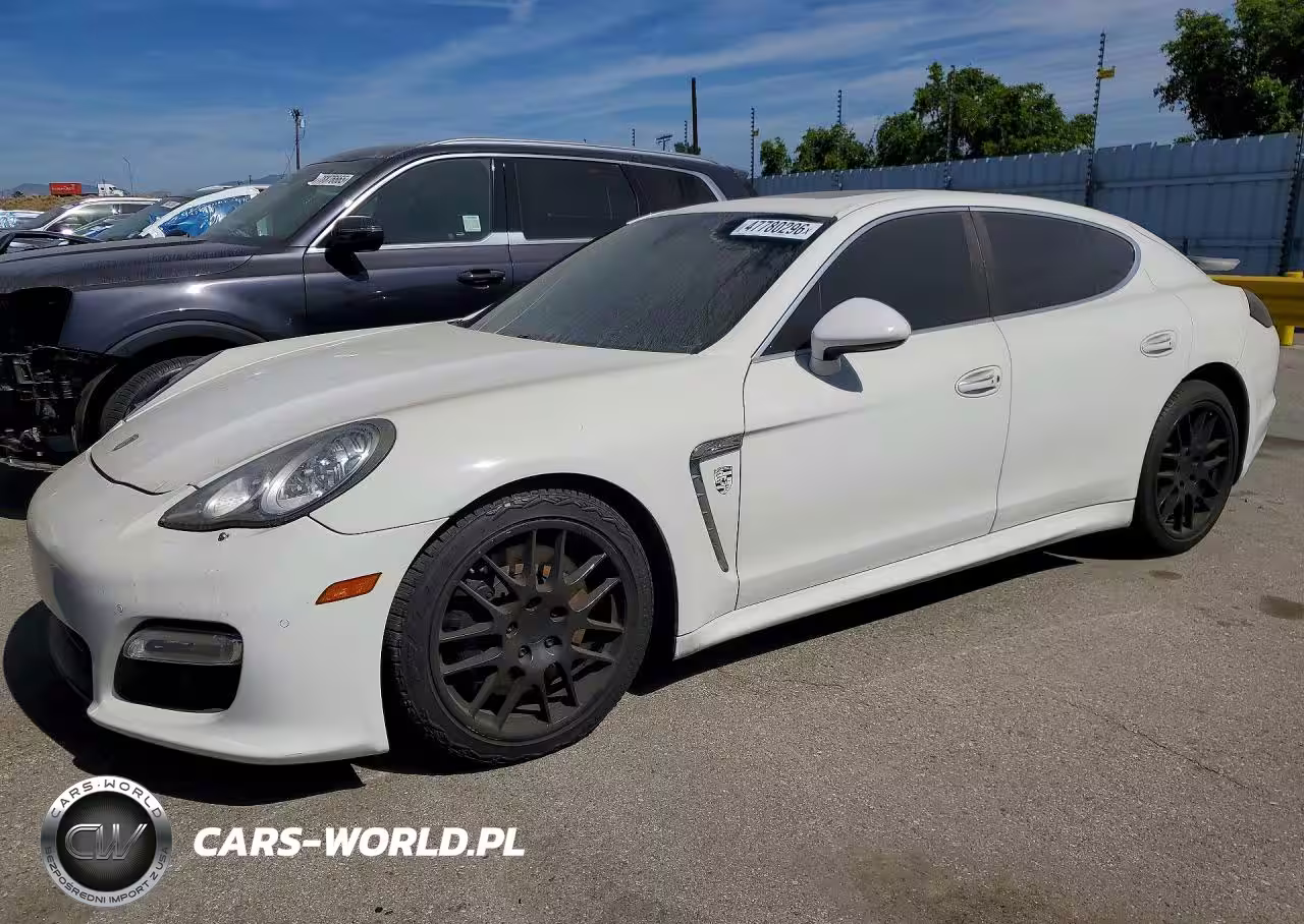 2012 Porsche Panamera Turbo