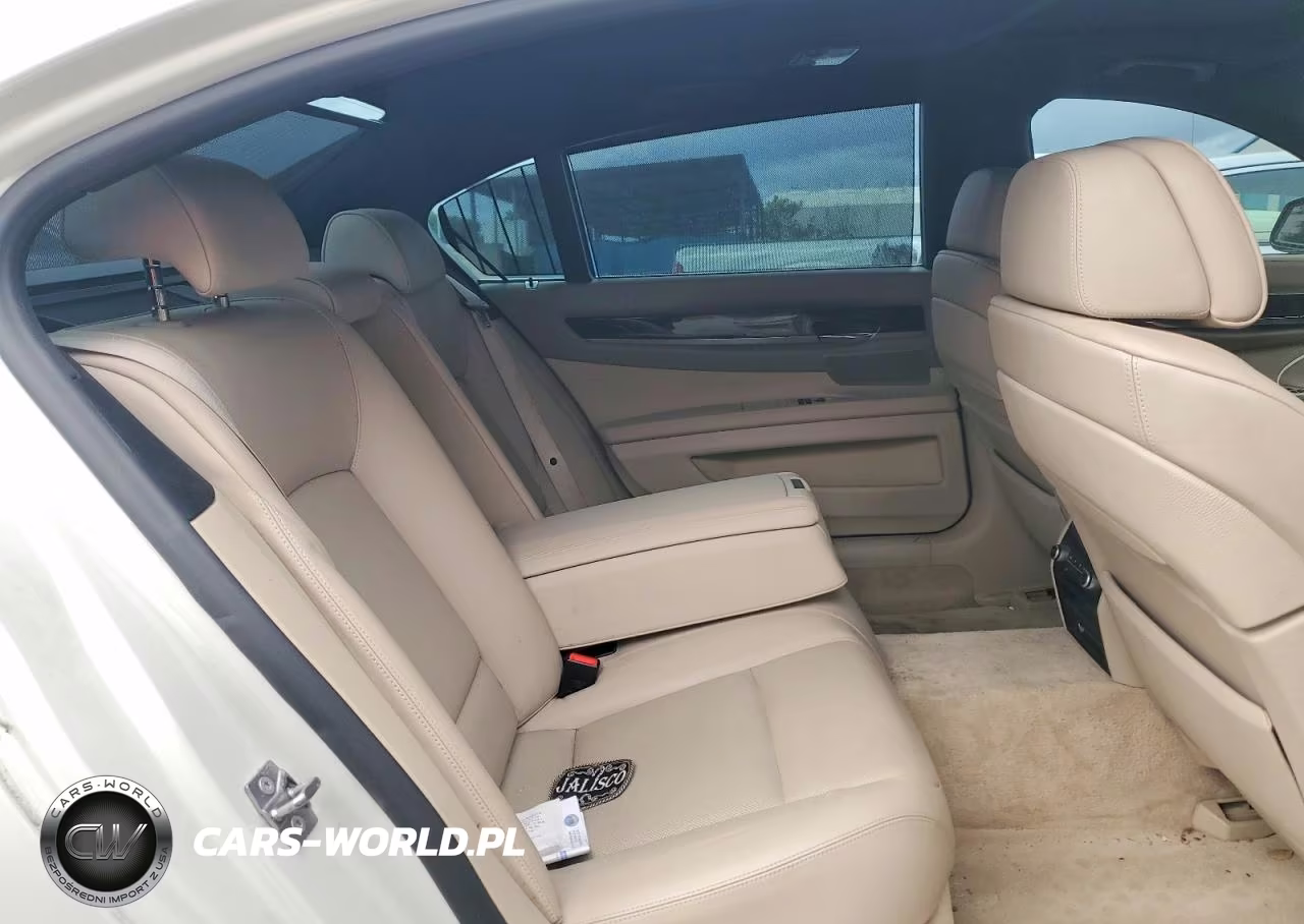 2010 BMW 750 Li VIN:WBAKB8C56ACY62757 - 10