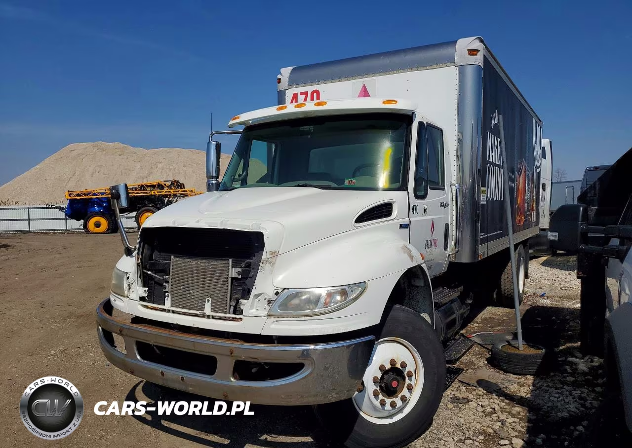 2009 International 4000 4300 - Box Truck