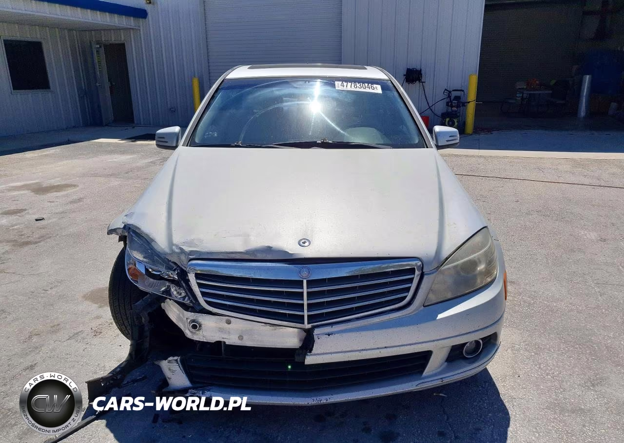 2011 Mercedes-Benz C 300 VIN:WDDGF5EB0BR174305 - 5