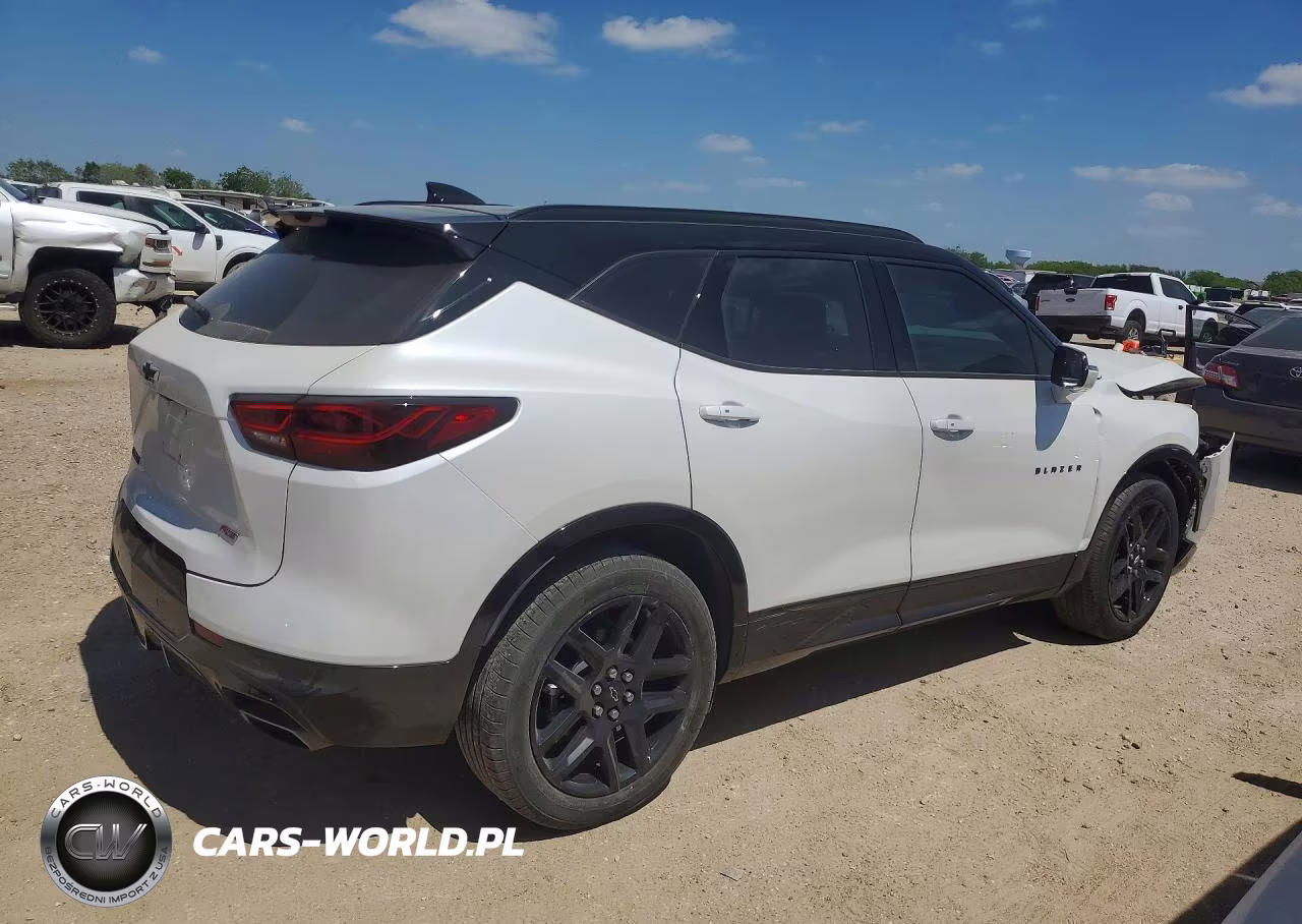 2024 Chevrolet Blazer Rs VIN:3GNKBERS0RS214164 - 3