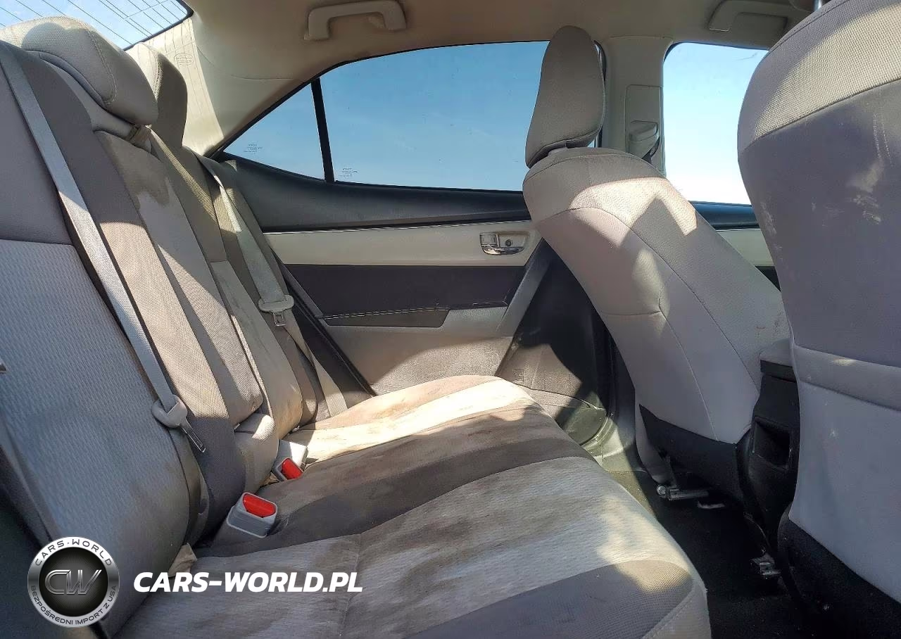 2019 Toyota Corolla Le VIN:5YFBURHE6KP942984 - 10