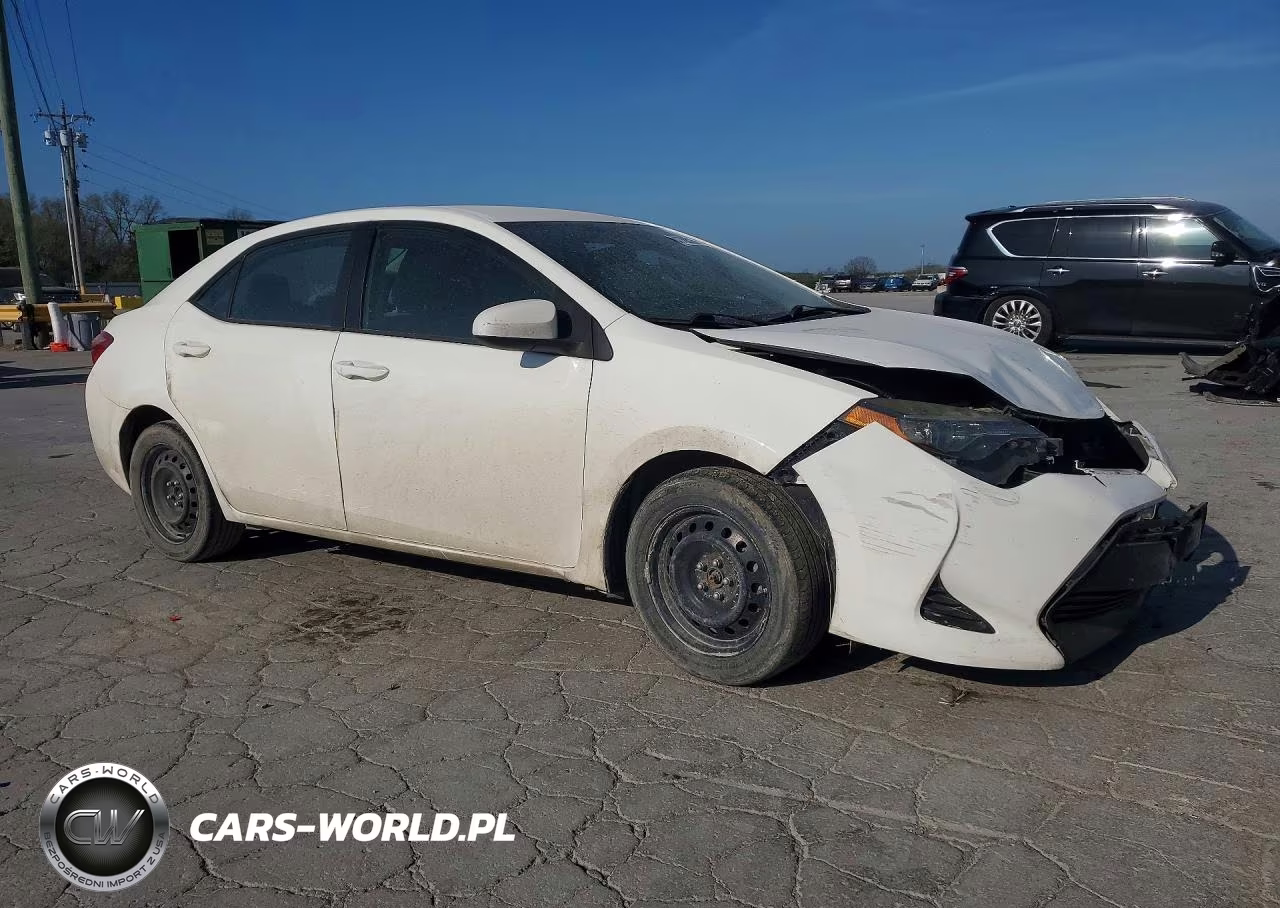 2019 Toyota Corolla Le VIN:5YFBURHE6KP942984 - 4
