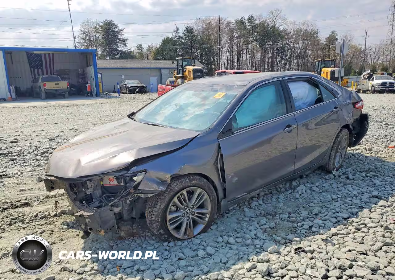 2016 Toyota Camry Se