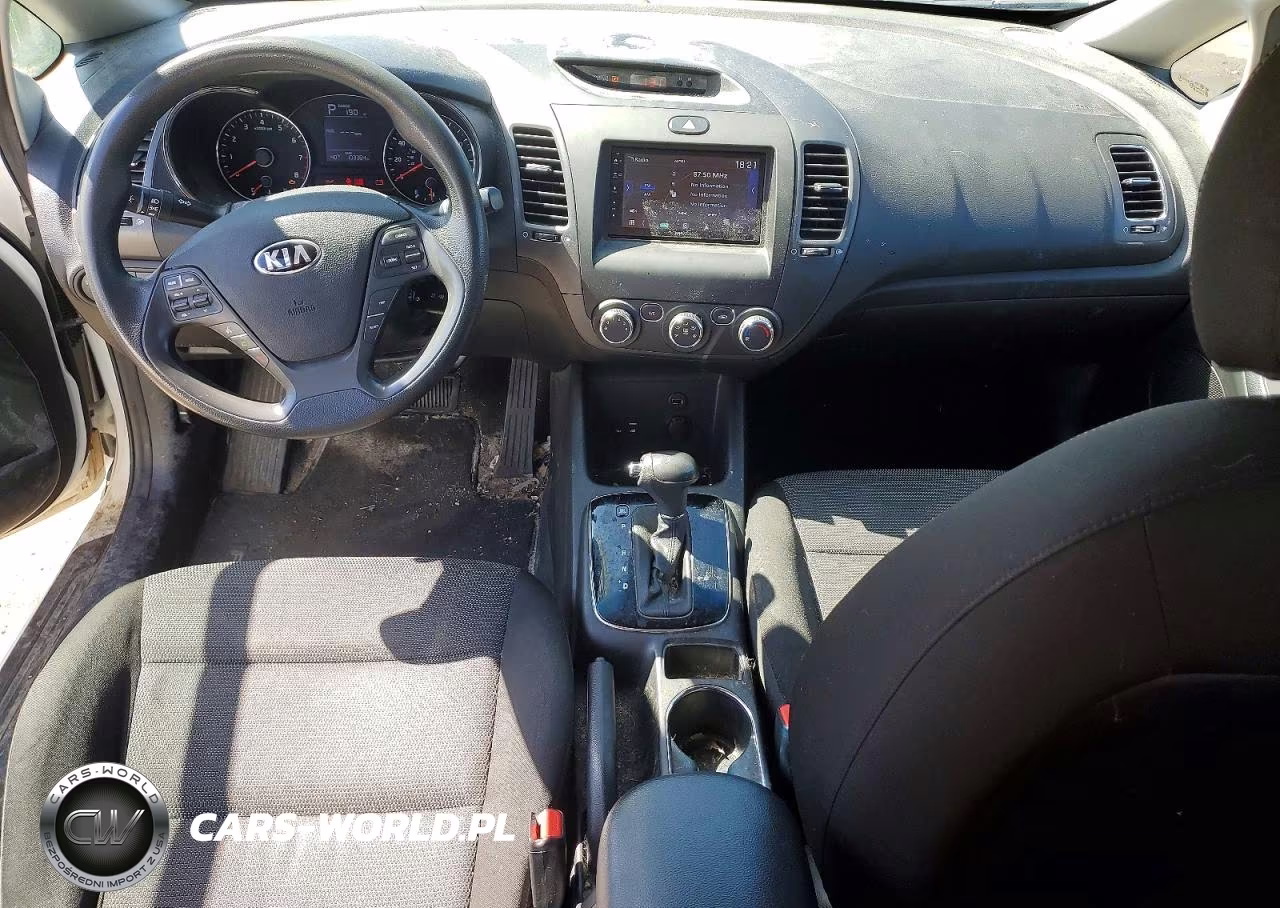 2018 Kia Forte Lx VIN:3KPFK4A70JE229102 - 8