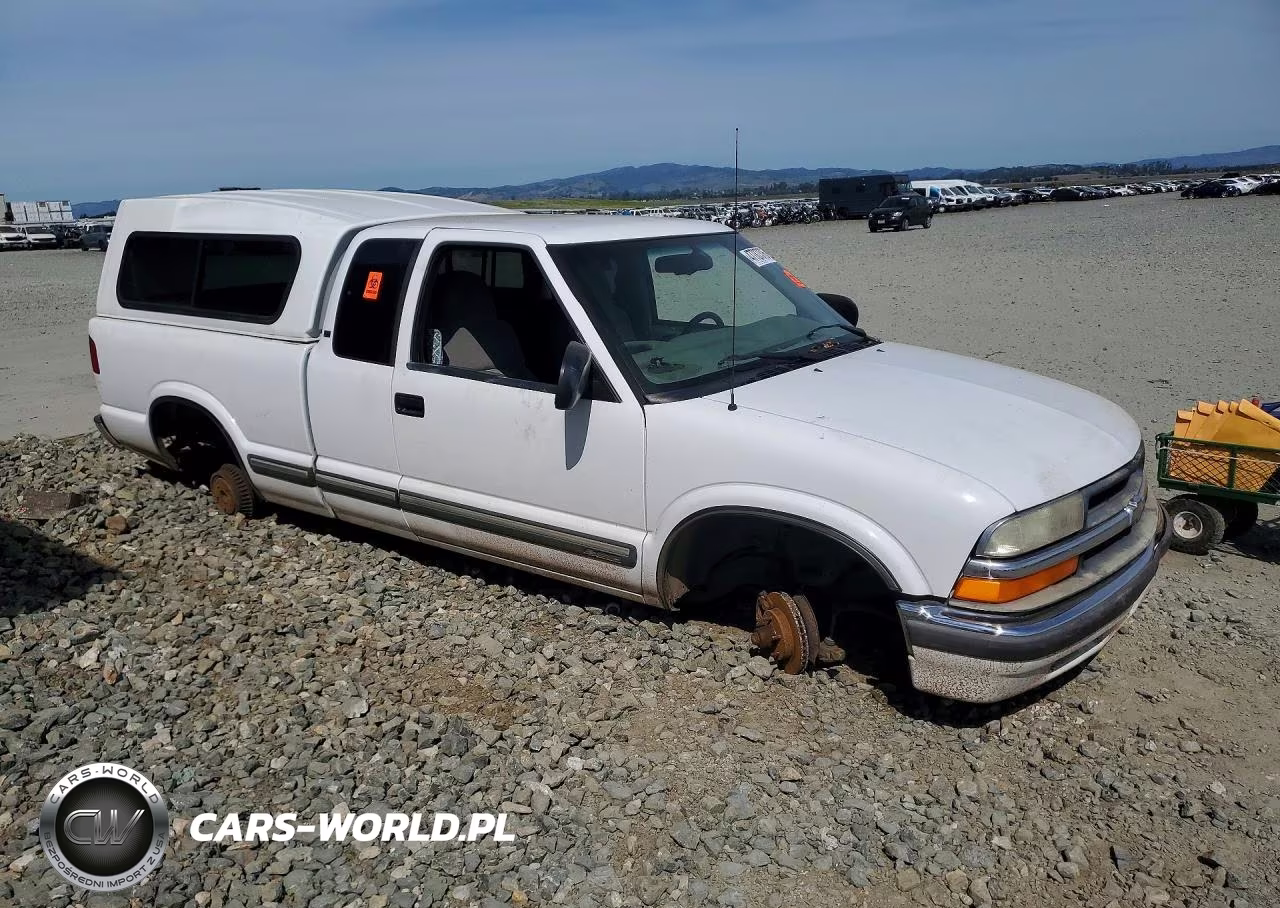 2001 Chevrolet S Truck S10 VIN:1GCCS19W918104221 - 4