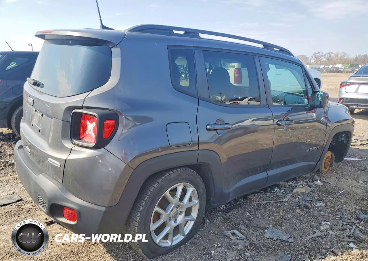 2019 Jeep Renegade Latitude VIN:ZACNJABB7KPK84440 - 3