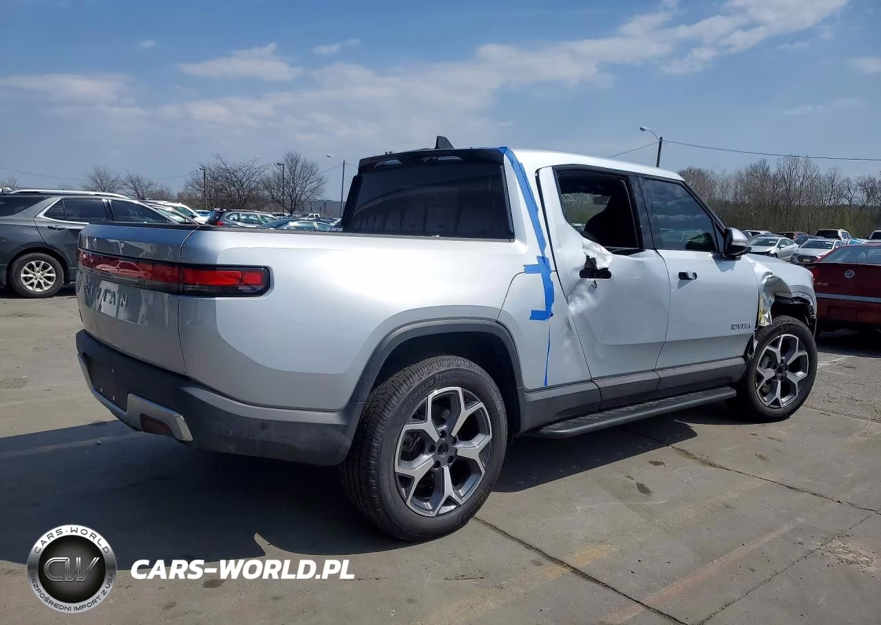 2023 Rivian R1T VIN:7FCTGBAA9PN025045 - 3