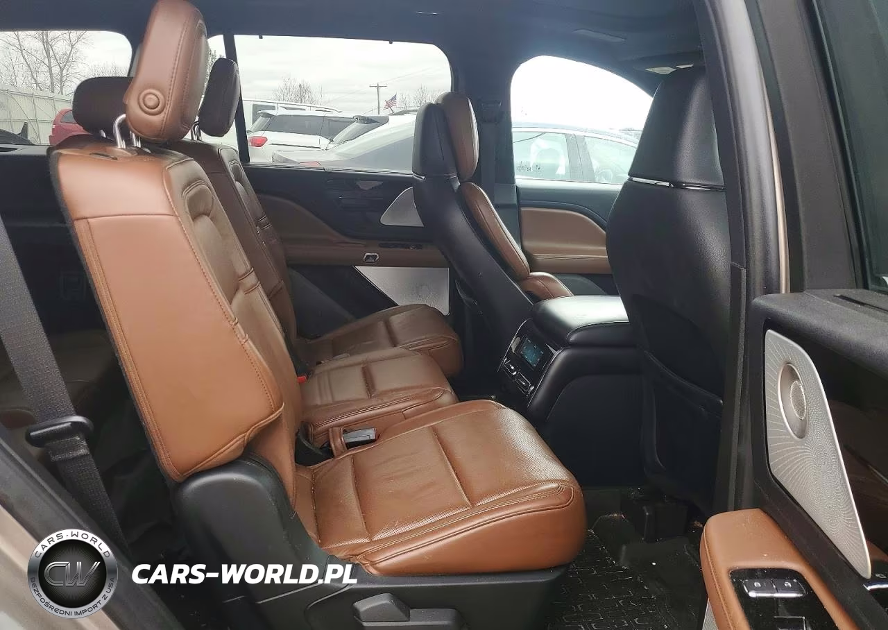 2020 Lincoln Aviator Reserve VIN:5LM5J7XC7LGL04457 - 11