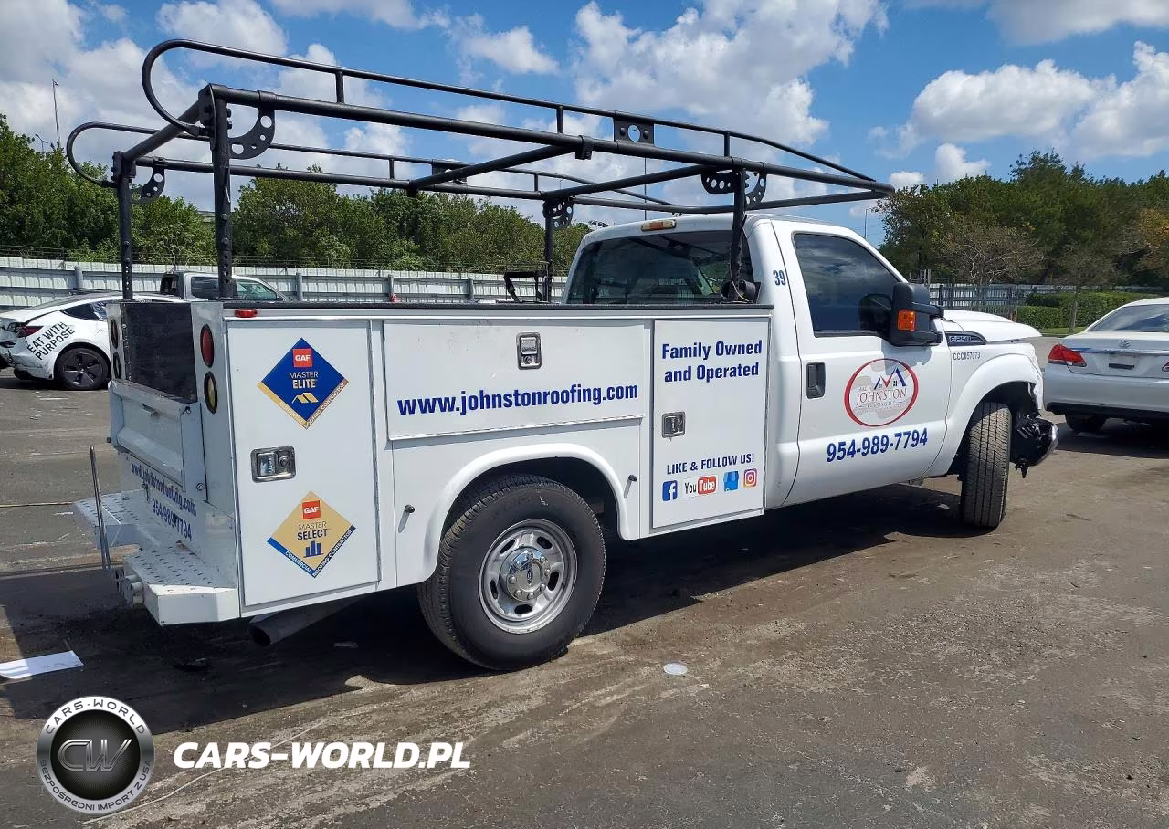 2011 Ford F250 Super Duty VIN:1FDBF2A62BEA65438 - 3
