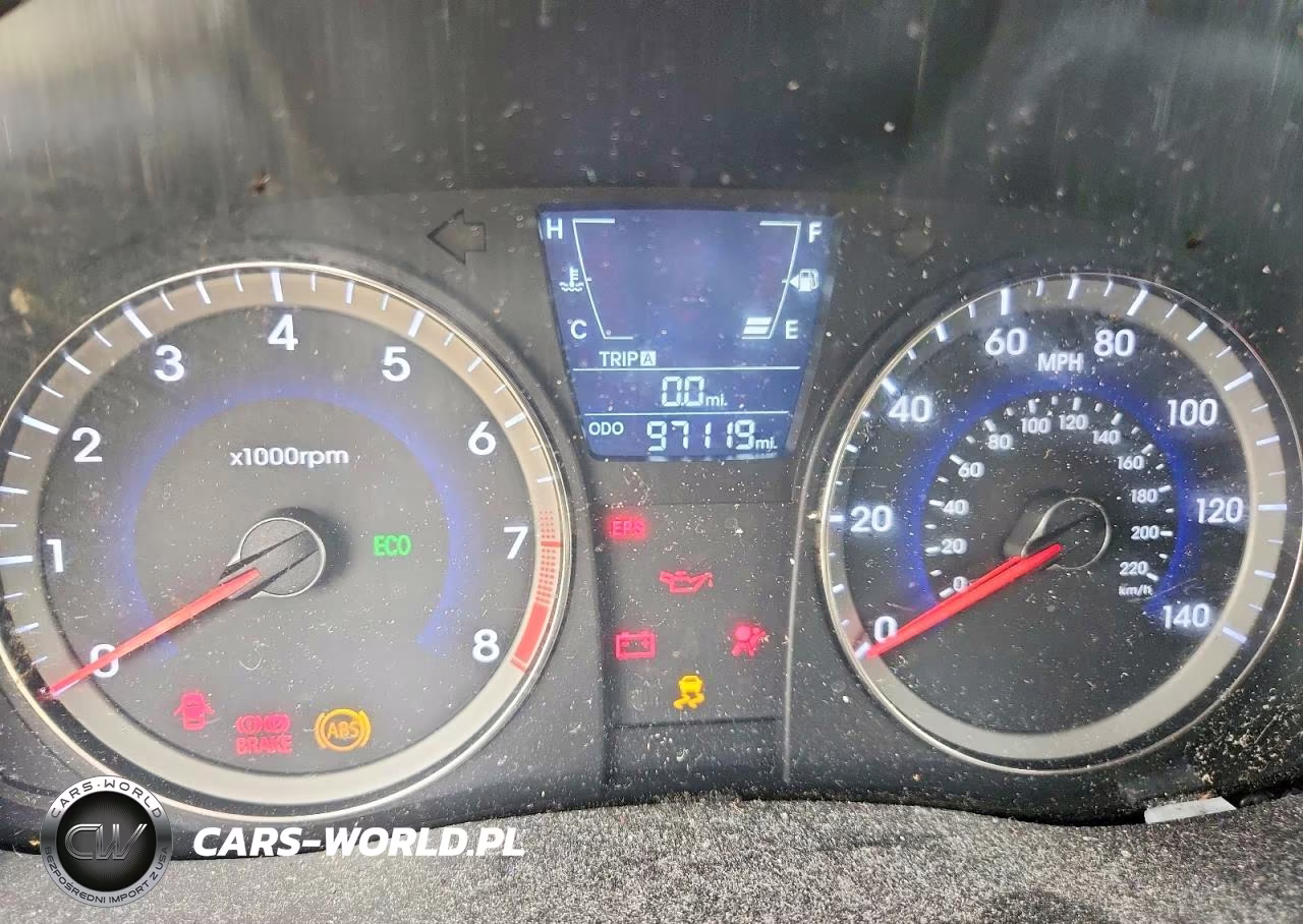 2013 Hyundai Accent Se VIN:KMHCU5AE3DU089453 - 9