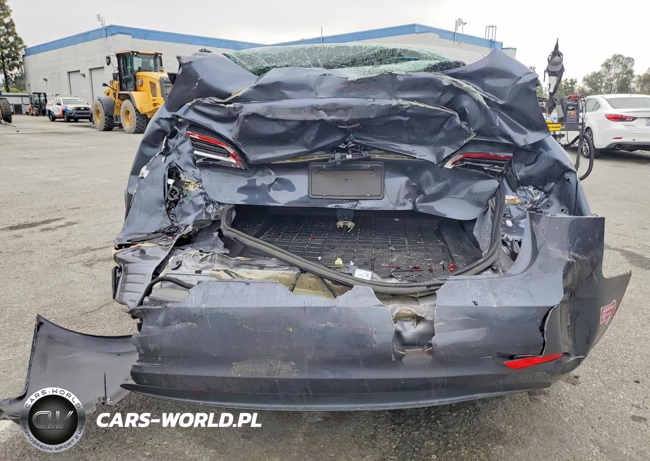 2023 Tesla Model 3 VIN:5YJ3E1EA1PF692531 - 6