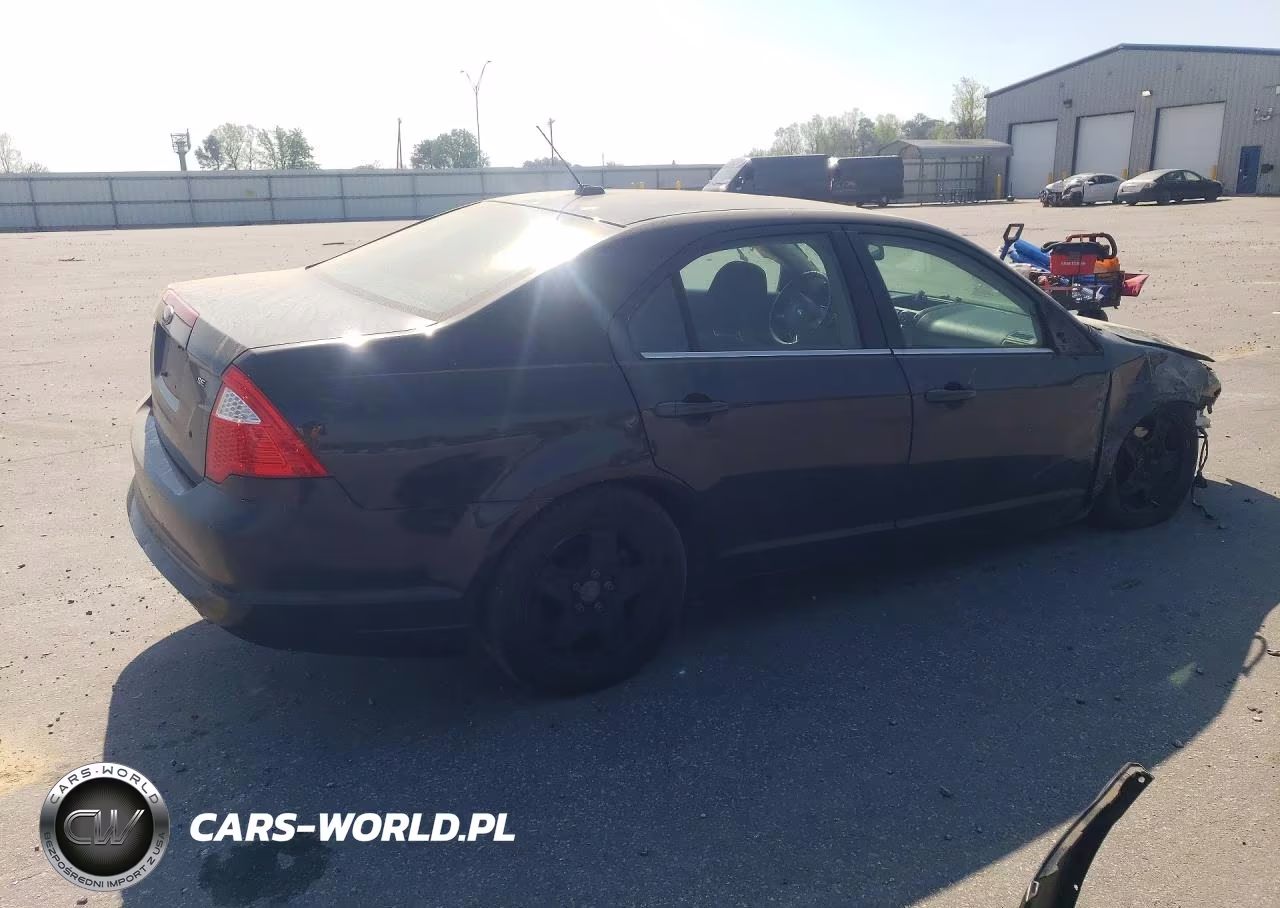 2010 Ford Fusion Se VIN:3FAHP0HA2AR322464 - 3