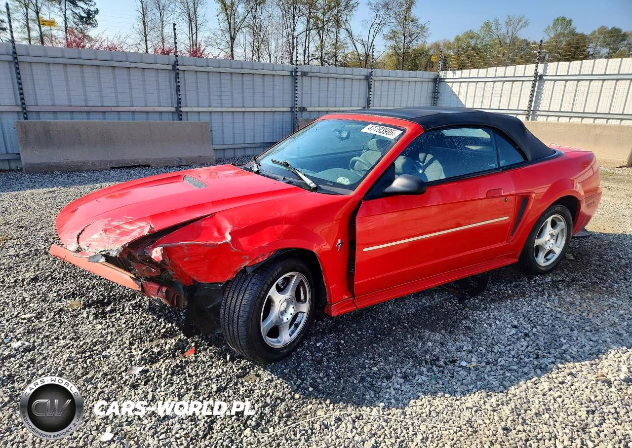 2000 Ford Mustang