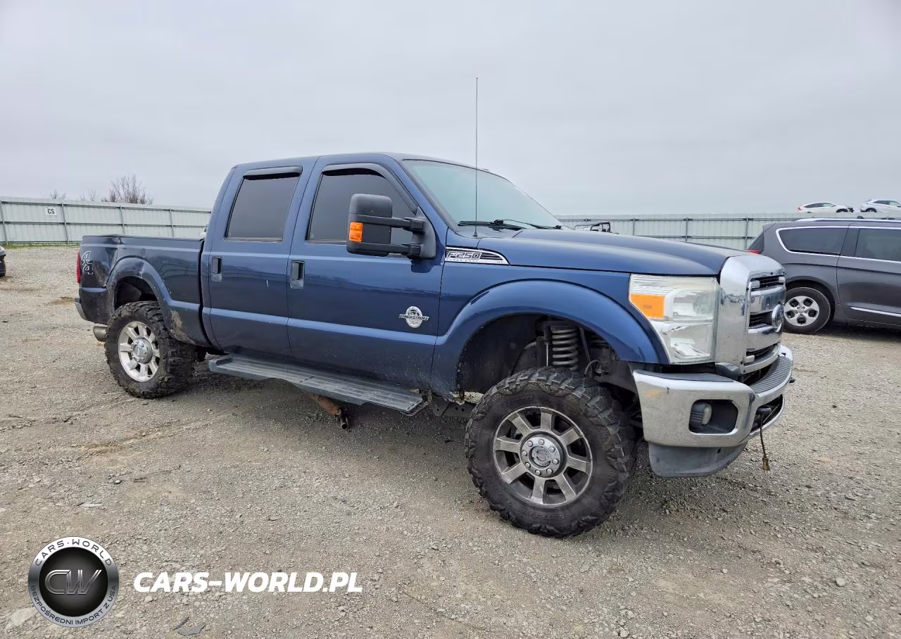 2014 Ford F250 Super Duty VIN:1FT7W2BT2EEA00978 - 4