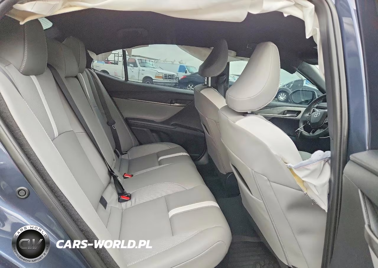 2026 Toyota Camry Se VIN:4T1DAACK7TU672454 - 10