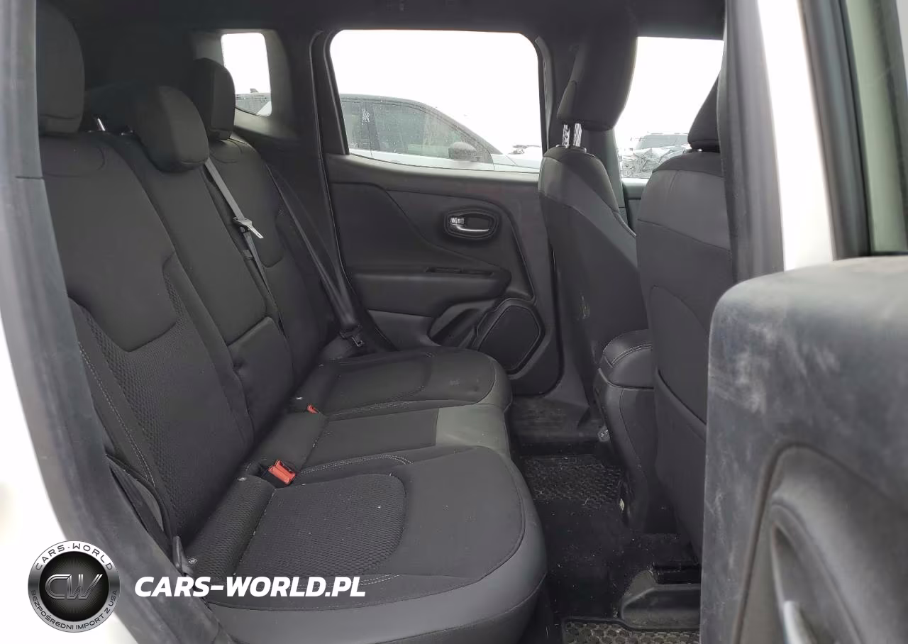 2022 Jeep Renegade Altitude VIN:ZACNJDE10NPN65665 - 11
