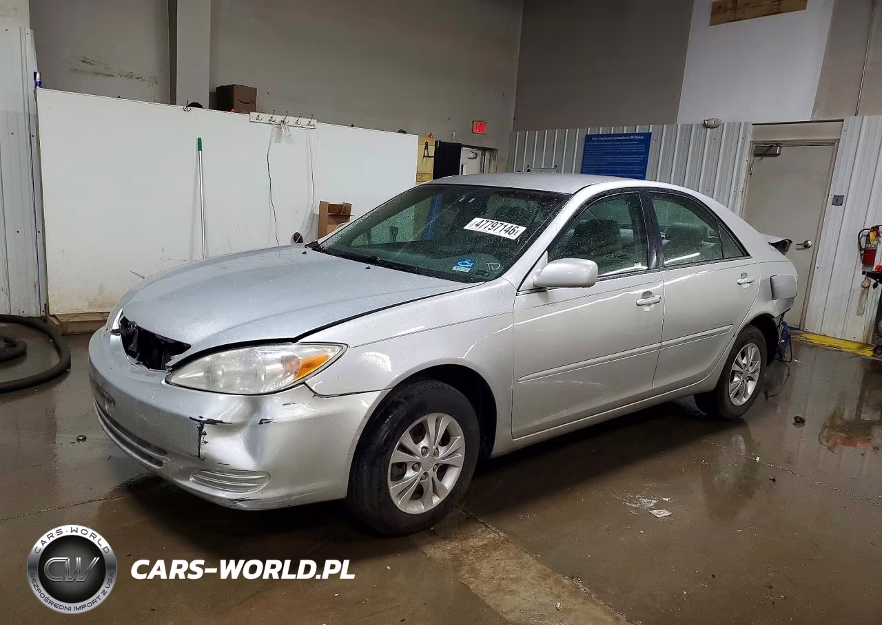 2004 Toyota Camry Le