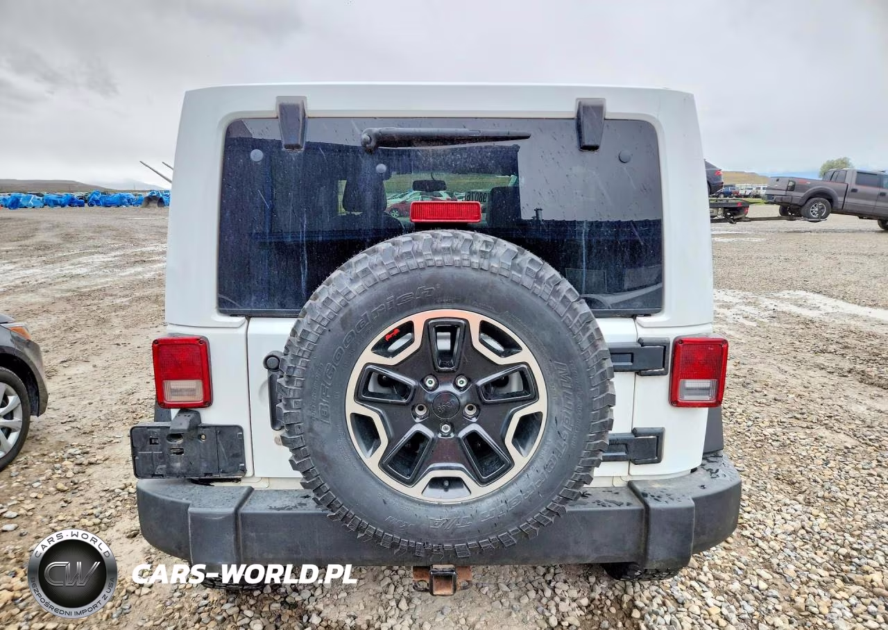 2016 Jeep Wrangler Unlimited Rubicon VIN:1C4BJWFG0GL135131 - 6