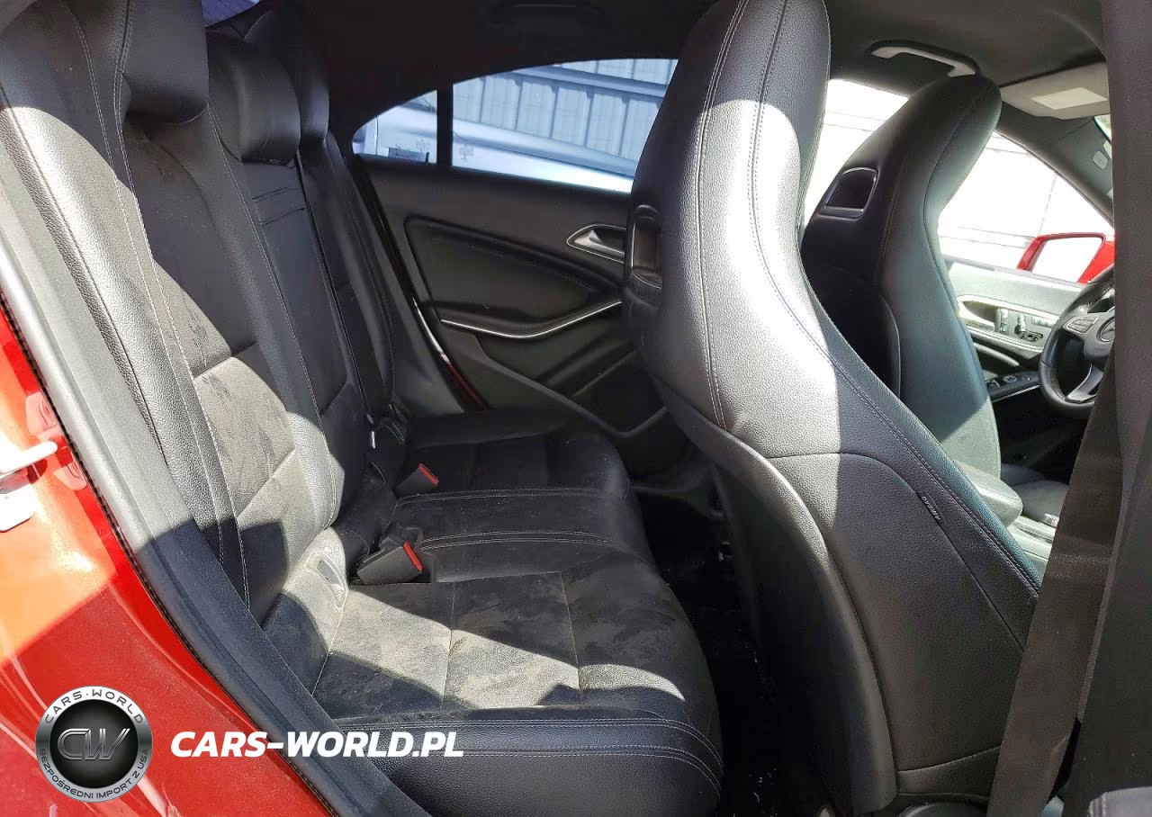 2018 Mercedes-Benz Cla 250 VIN:WDDSJ4EB5JN523063 - 10